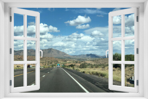 Fototapeta Naklejka Na Ścianę Okno 3D - Interstate 40, Northern Arizona