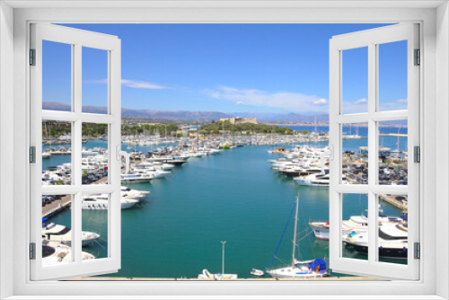 Fototapeta Naklejka Na Ścianę Okno 3D - Yachts in the port of Antibes, French Riviera