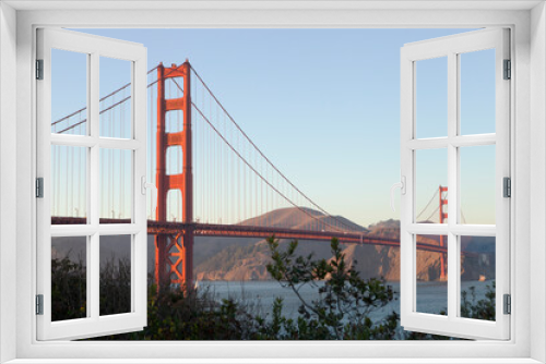Fototapeta Naklejka Na Ścianę Okno 3D - Panoramic view of golden gate bridge san Francisco