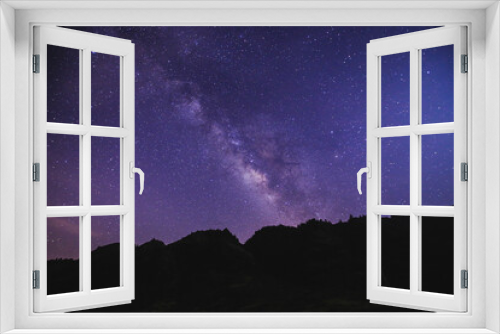 Fototapeta Naklejka Na Ścianę Okno 3D - Stargazing at Oahu island, Hawaii. Starry night sky, Milky Way galaxy astrophotography.