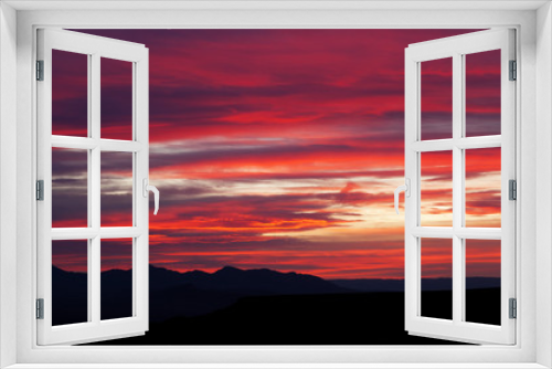 Fototapeta Naklejka Na Ścianę Okno 3D - Mojave Desert Mountain Sunrise Landscape