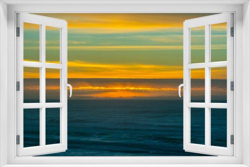 Fototapeta Naklejka Na Ścianę Okno 3D - Pacific glow, sunset from Samoa California
