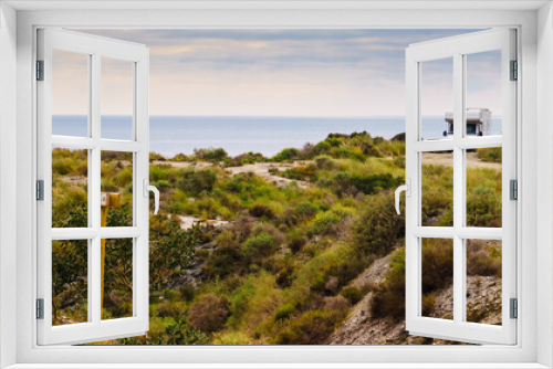 Fototapeta Naklejka Na Ścianę Okno 3D - Camper on cliff, coast in Spain