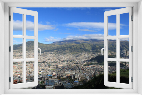 Fototapeta Naklejka Na Ścianę Okno 3D - View of the city of Quito from the Panecillo hill, Ecuador