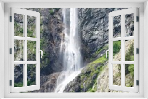Fototapeta Naklejka Na Ścianę Okno 3D - cascade
