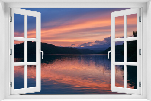Fototapeta Naklejka Na Ścianę Okno 3D - Sant Ponç lake