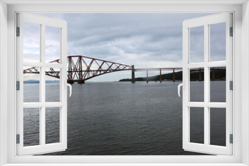 Fototapeta Naklejka Na Ścianę Okno 3D - A view of the Forth Rail Bridge in Scotland
