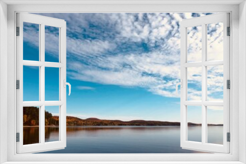 Fototapeta Naklejka Na Ścianę Okno 3D - calm lake 