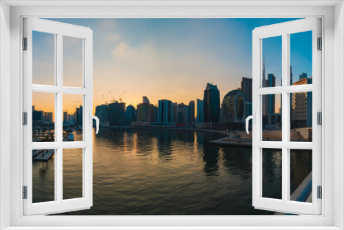 Fototapeta Naklejka Na Ścianę Okno 3D - Sunsets in Business Bay - Dubai