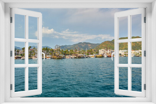 Fototapeta Naklejka Na Ścianę Okno 3D - View over the beach of Marmaris