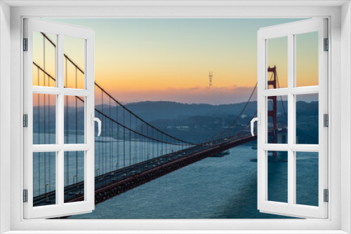 Fototapeta Naklejka Na Ścianę Okno 3D - Daybreak over San Francisco from Battery Spencer