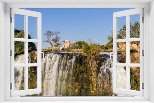 Fototapeta Naklejka Na Ścianę Okno 3D - Lily waterfall