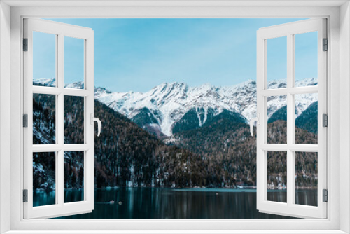 Fototapeta Naklejka Na Ścianę Okno 3D - Winter lake in the mountains
