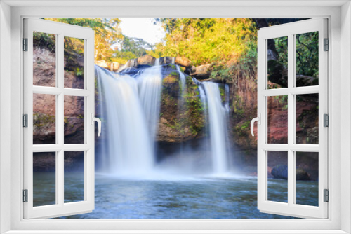 Fototapeta Naklejka Na Ścianę Okno 3D - Heo Suwat Waterfall in Khao Yai National Park in Thailand