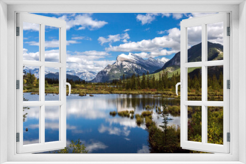 Fototapeta Naklejka Na Ścianę Okno 3D -  Vermilion Lakes.Rocky mountain and lake reflection