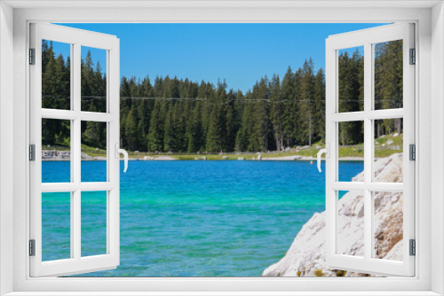 Fototapeta Naklejka Na Ścianę Okno 3D - Bellissimo panorama al lago Montagnoli in Trentino, viaggi e paesaggi in Italia