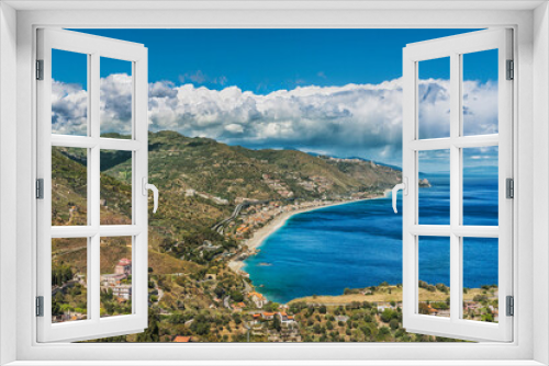 Fototapeta Naklejka Na Ścianę Okno 3D - Bucht von Letojanni, Sizilien
