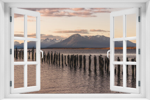 Fototapeta Naklejka Na Ścianę Okno 3D - Sofia Lake, Puerto Natales, Patagonia, South Chile, South America