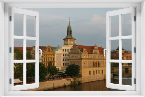 Fototapeta Naklejka Na Ścianę Okno 3D - Atardecer en la Praga vieja