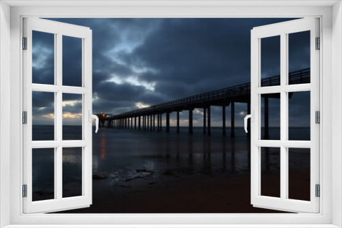 Fototapeta Naklejka Na Ścianę Okno 3D - Moody Sunset