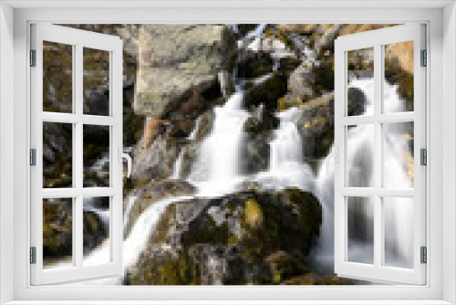 Fototapeta Naklejka Na Ścianę Okno 3D - cascade de montagne en automne - Alpes Suisse