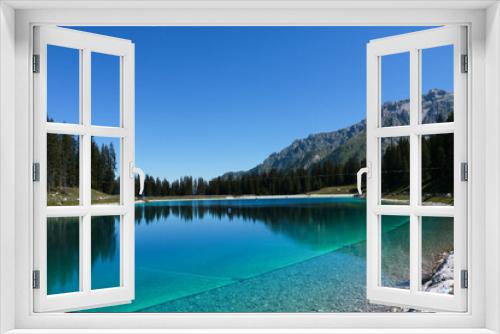 Fototapeta Naklejka Na Ścianę Okno 3D - Bellissimo panorama delle montagne dal sentiero del lago Montagnoli in Trentino, viaggi e paesaggi in Italia