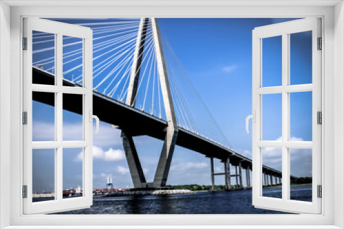 Fototapeta Naklejka Na Ścianę Okno 3D - Ravenel Bridge from the Ocean