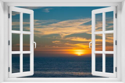 Fototapeta Naklejka Na Ścianę Okno 3D - sunset over the sea