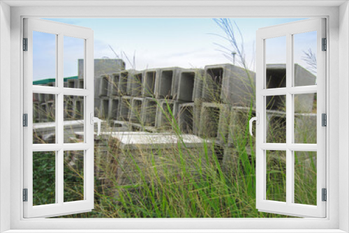 Fototapeta Naklejka Na Ścianę Okno 3D - U-shape concrete drain water in construction site