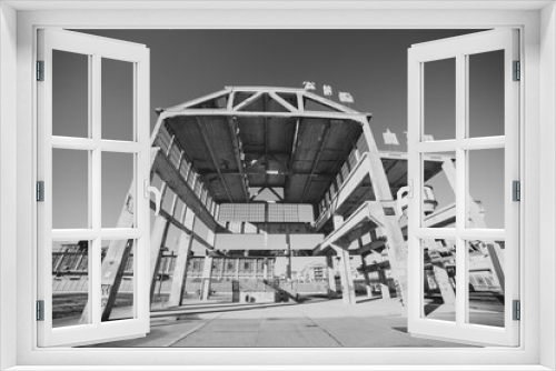 Fototapeta Naklejka Na Ścianę Okno 3D - Archeologia Industriale, fabbriche abbondonate  Torino parco Docks Dora