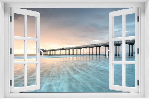 Fototapeta Naklejka Na Ścianę Okno 3D - Pier im Morgenlicht