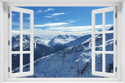 Fototapeta Naklejka Na Ścianę Okno 3D - Schneegebirge
