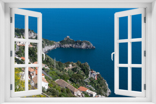 Fototapeta Naklejka Na Ścianę Okno 3D - Rocky shore in world famous Amalfi coast. Campania, Italy.