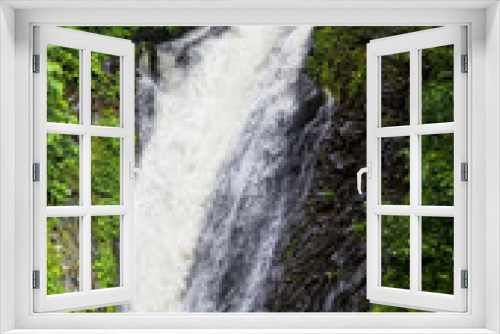 Fototapeta Naklejka Na Ścianę Okno 3D - Gitgit Waterfall is a beautiful waterfall of Bali
