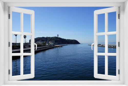 Fototapeta Naklejka Na Ścianę Okno 3D - Enoshima island under blue sky in kamakura, Japan - 江ノ島 神奈川県 日本