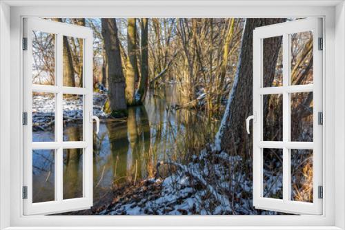 Fototapeta Naklejka Na Ścianę Okno 3D - lake at winter time