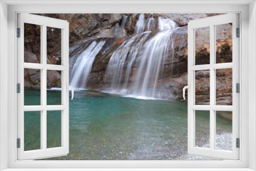 Fototapeta Naklejka Na Ścianę Okno 3D - アメガエリの滝