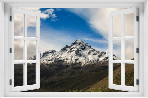 Fototapeta Naklejka Na Ścianę Okno 3D - Volcan Cotacachi Ecuador