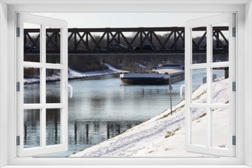 Fototapeta Naklejka Na Ścianę Okno 3D - Winter mit Schnee am Wesel-Datteln-Kanal bei Hünxe