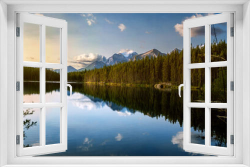 Fototapeta Naklejka Na Ścianę Okno 3D - Beautiful Rocky Mountains