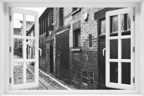 Fototapeta Naklejka Na Ścianę Okno 3D - A quiet London Mews in Walthamstow