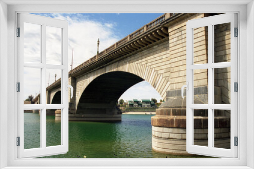 Fototapeta Naklejka Na Ścianę Okno 3D - London Bridge, Lake Havasu, Arizona