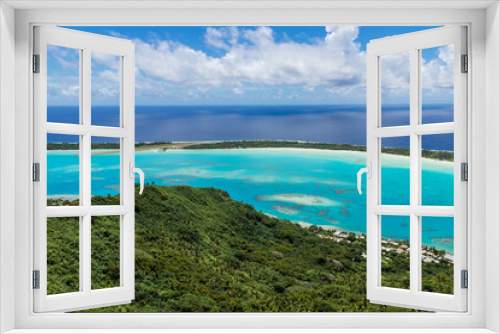 Fototapeta Naklejka Na Ścianę Okno 3D - Montagne et lagon vue du ciel à Maupiti, Polynésie française