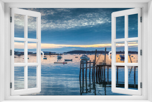 Fototapeta Naklejka Na Ścianę Okno 3D - USA, Maine, Stonington. Stonington Harbor at dawn.