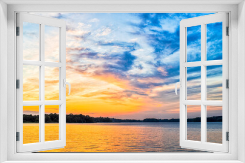 Fototapeta Naklejka Na Ścianę Okno 3D - Sunset by lake