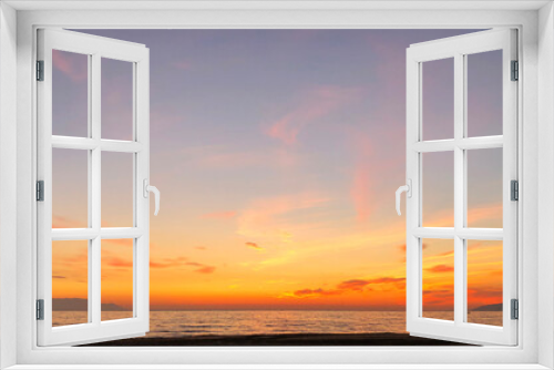 Fototapeta Naklejka Na Ścianę Okno 3D - Sunset and seascape