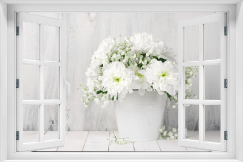 Fototapeta Naklejka Na Ścianę Okno 3D - White flowers bouquet in bucket