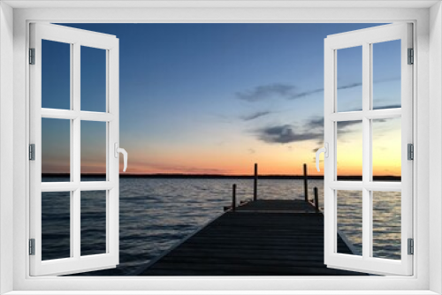 Fototapeta Naklejka Na Ścianę Okno 3D - sunset on the pier