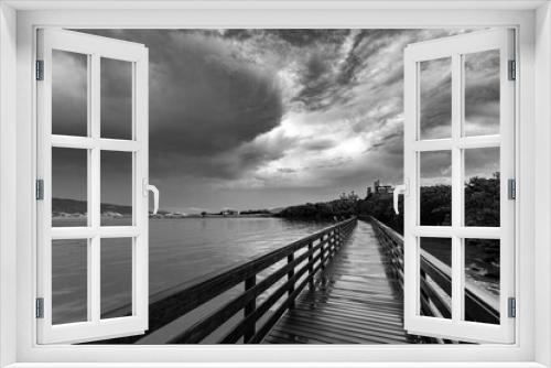Fototapeta Naklejka Na Ścianę Okno 3D - bridge over the lake