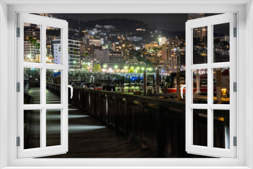 Fototapeta Naklejka Na Ścianę Okno 3D - 熱海の夜景